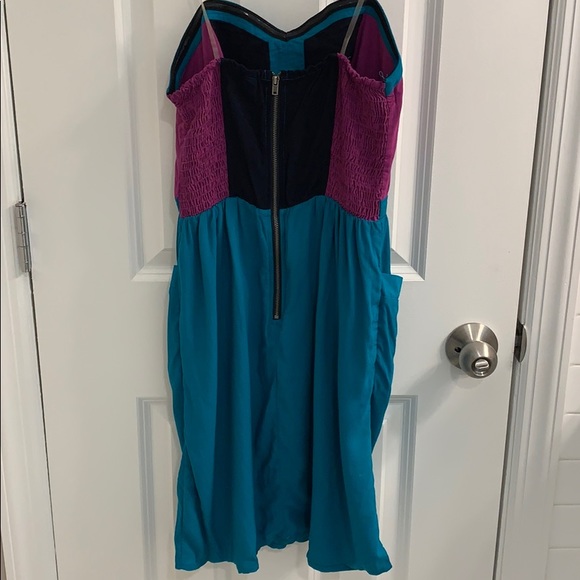 Color block strapless dress - Picture 5 of 5